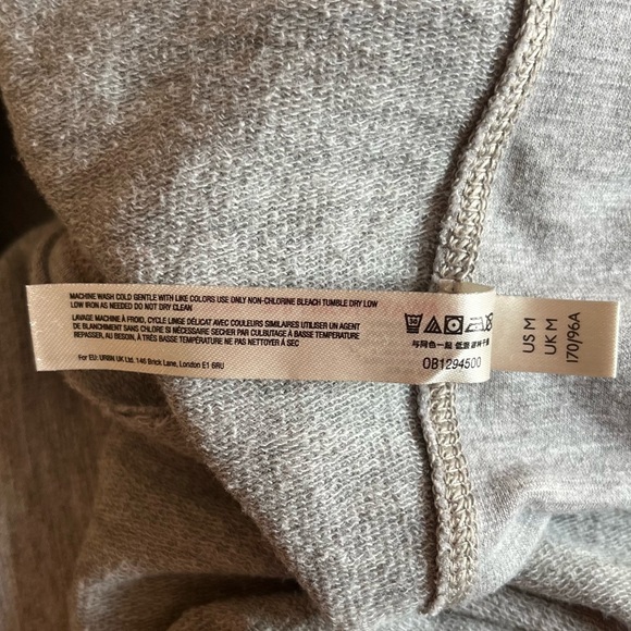 Free People Movement Surfside Cyclebar Gray Cropped Sweatshirt with Black Logo - Picture 2 of 12